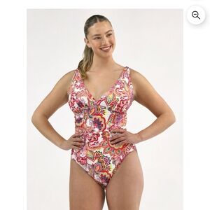 Time and Tru Women's Plus Plunge One Piece Swimsuit